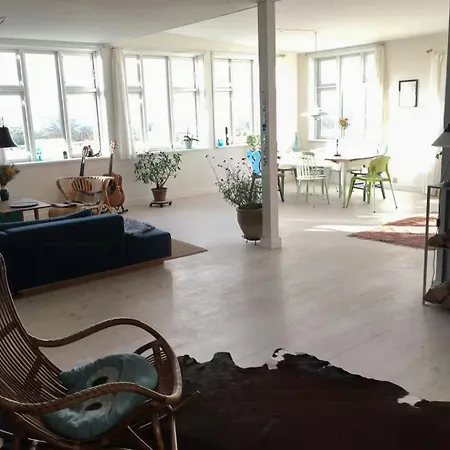 Wooden House With Fjord Views In 펜션 후네스테드